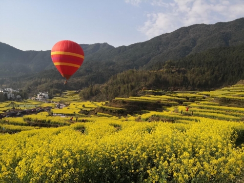 【黨群園地】立足本職提升素質(zhì)關(guān)愛健康擁抱自然 ——集團(tuán)工會組織全體女職工開展旅游活動